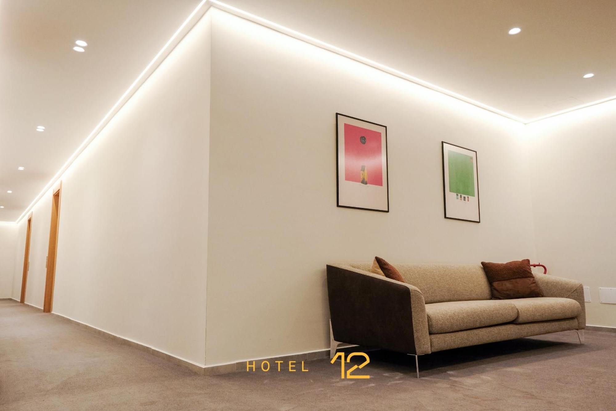 Hotel 12 Gjakova Eksteriør billede